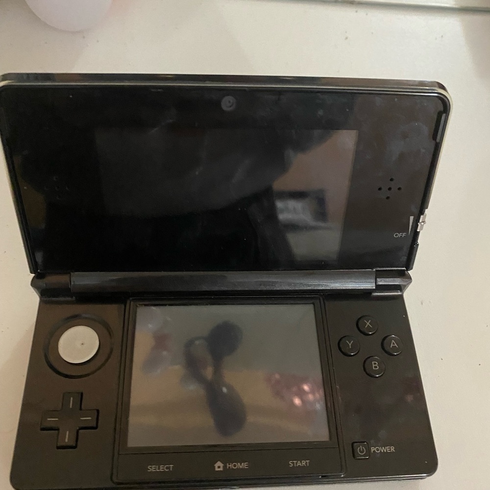 Nintendo 3DS gray used in good condition